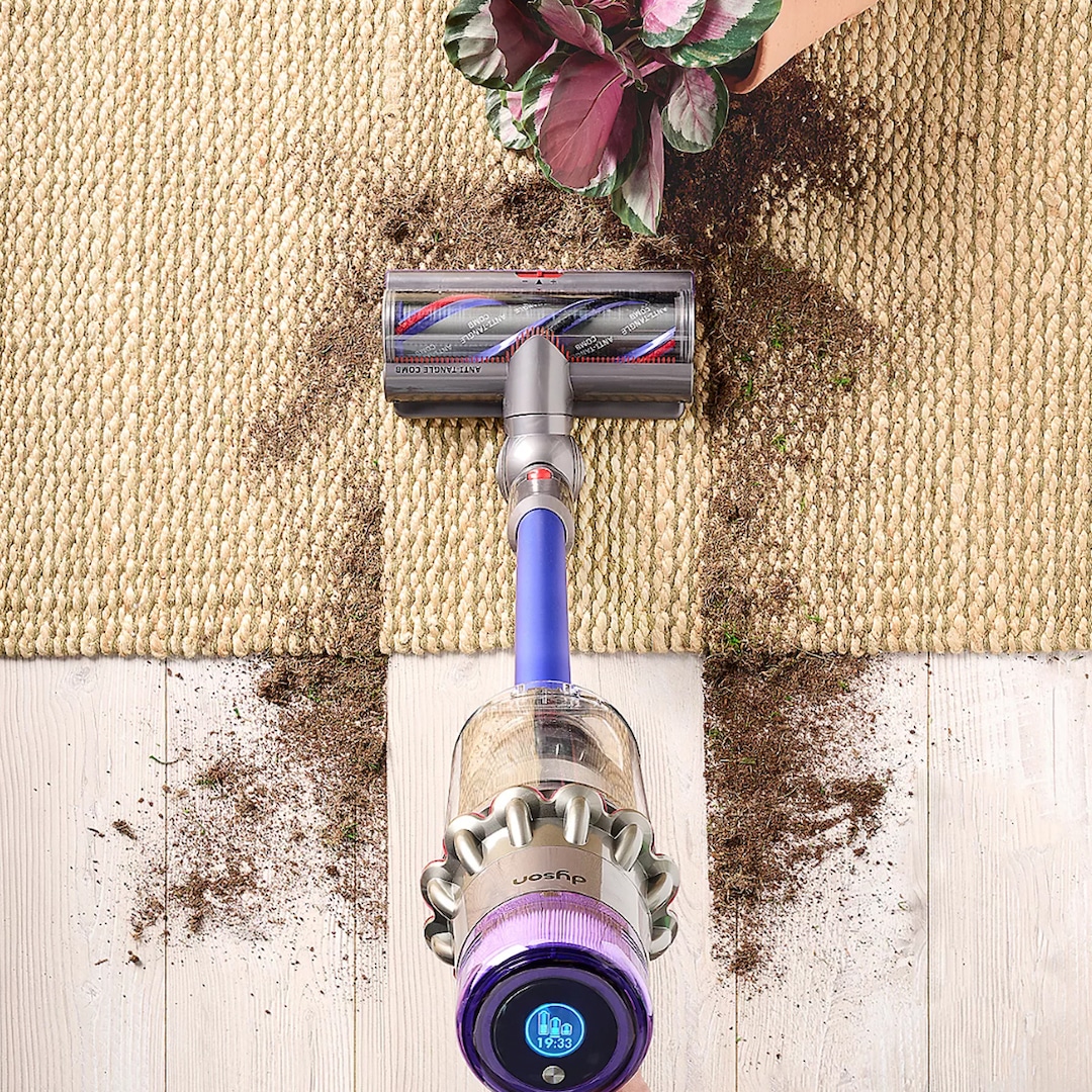 Save 0 on This Dyson Cordless Vacuum and Make Cleaning So Much Easier – E! Online